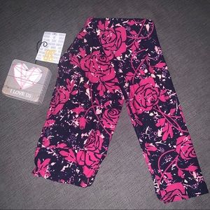 3/$30 ❤️ NWOT OS Disney Rose Trellis